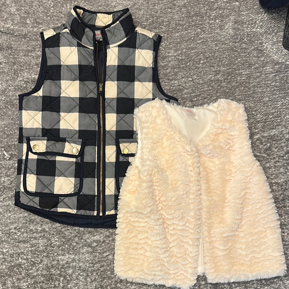 NWOT girls navy gingham zip up vest & cream faux fur open front vest 10/12